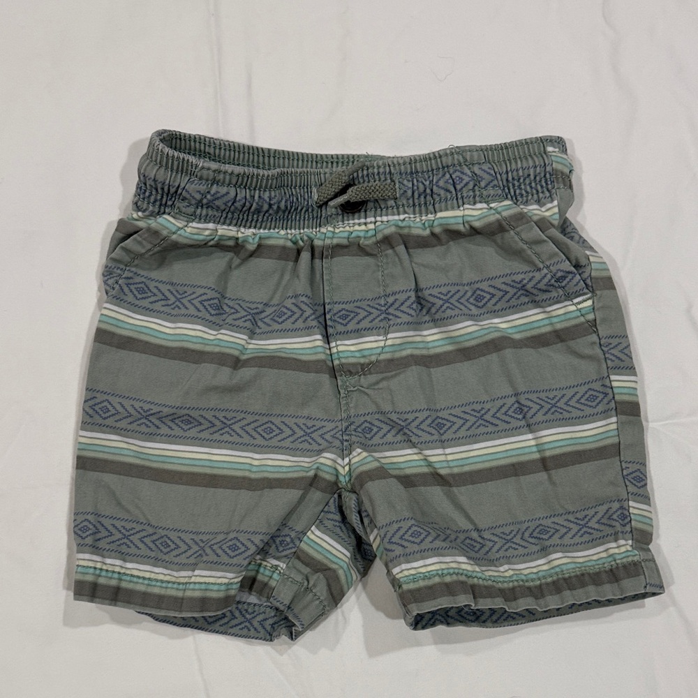 OshKosh B'gosh, Carter’s, Children’s Place Kids Shorts Bundle 18M - Picture 5 of 11